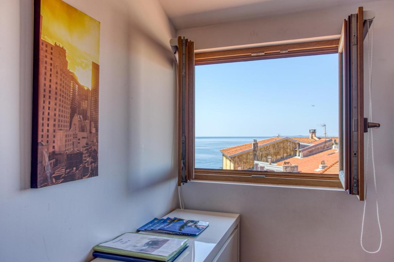 Gilly 4 - Exceptional 2Beds, Sea View, Modern,A/C, Old Town Apartman Nizza Kültér fotó